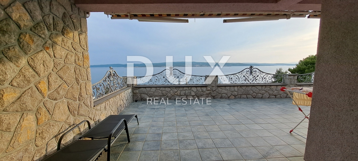 CRIKVENICA - Casa indipendente di 300 m2, a soli 100 m dal mare