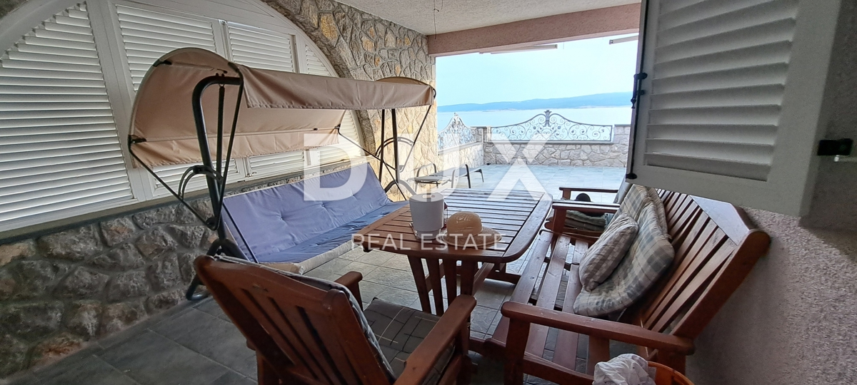 CRIKVENICA - Casa indipendente di 300 m2, a soli 100 m dal mare