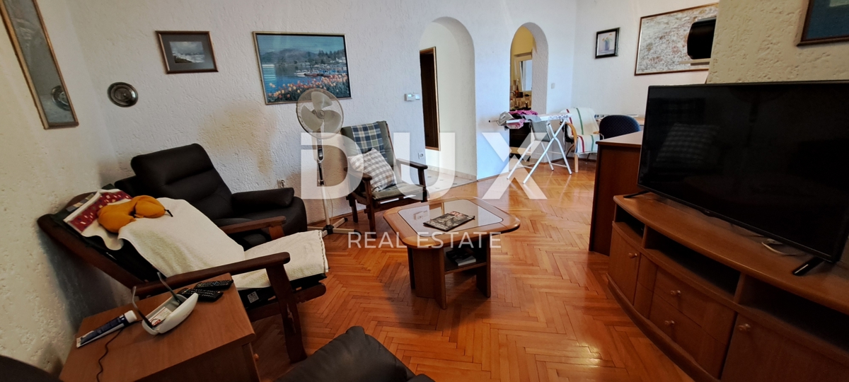 CRIKVENICA - Casa indipendente di 300 m2, a soli 100 m dal mare