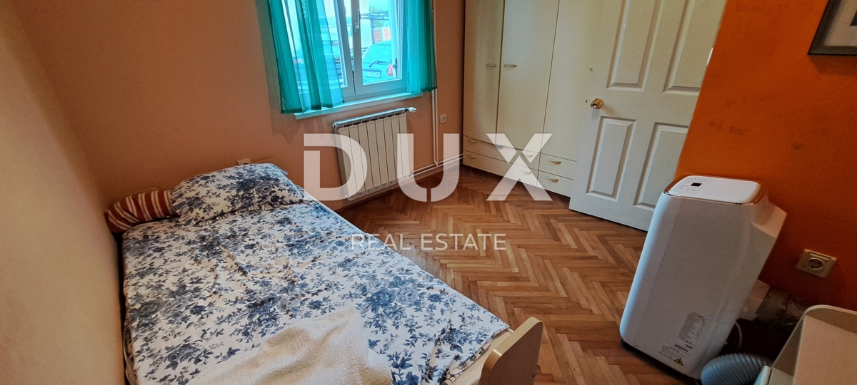 CRIKVENICA - Casa indipendente di 300 m2, a soli 100 m dal mare