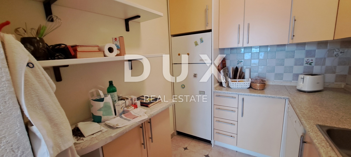 CRIKVENICA - Casa indipendente di 300 m2, a soli 100 m dal mare