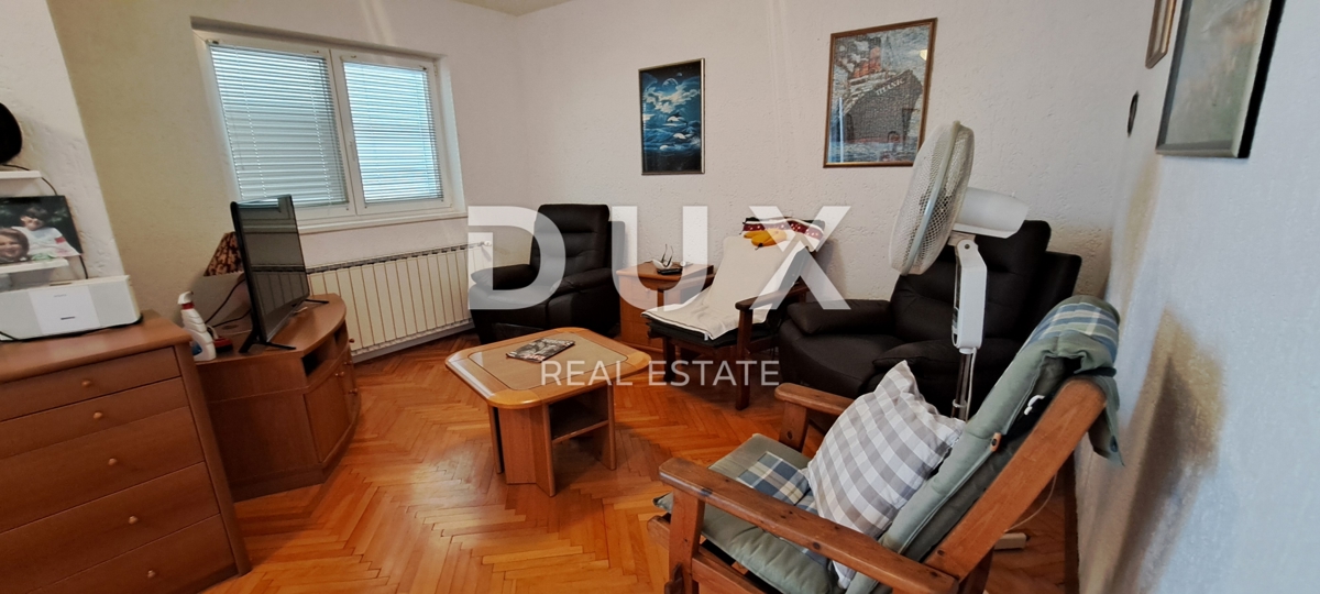 CRIKVENICA - Casa indipendente di 300 m2, a soli 100 m dal mare