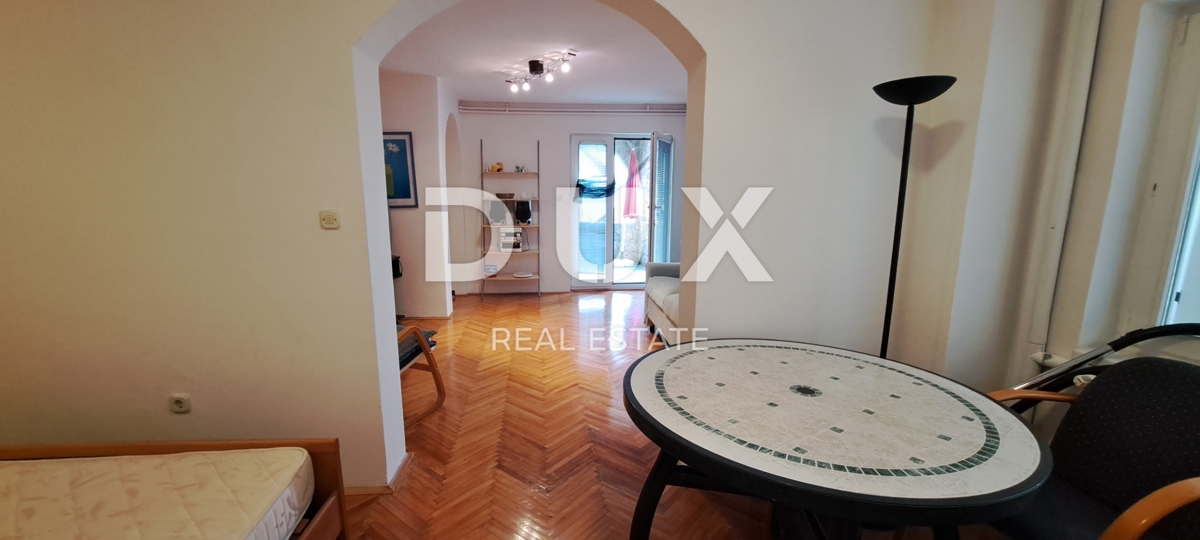 CRIKVENICA - Casa indipendente di 300 m2, a soli 100 m dal mare