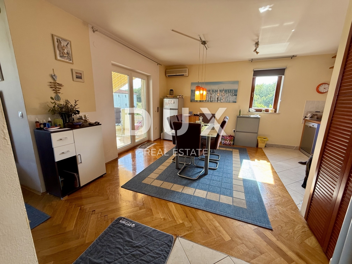 ISOLA DI KRK, MALINSKA - Appartamento duplex, 108 m2, costruzione di nuova costruzione!