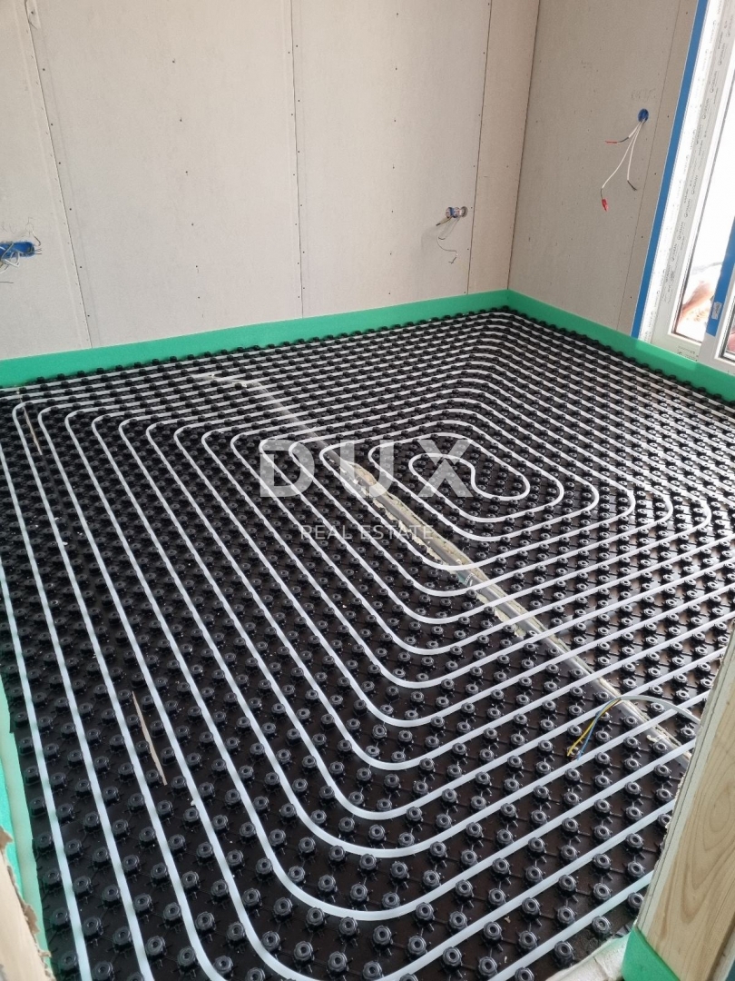 ISTRIA, POLA - Moderna villa di lusso con piscina a Štinjan! 