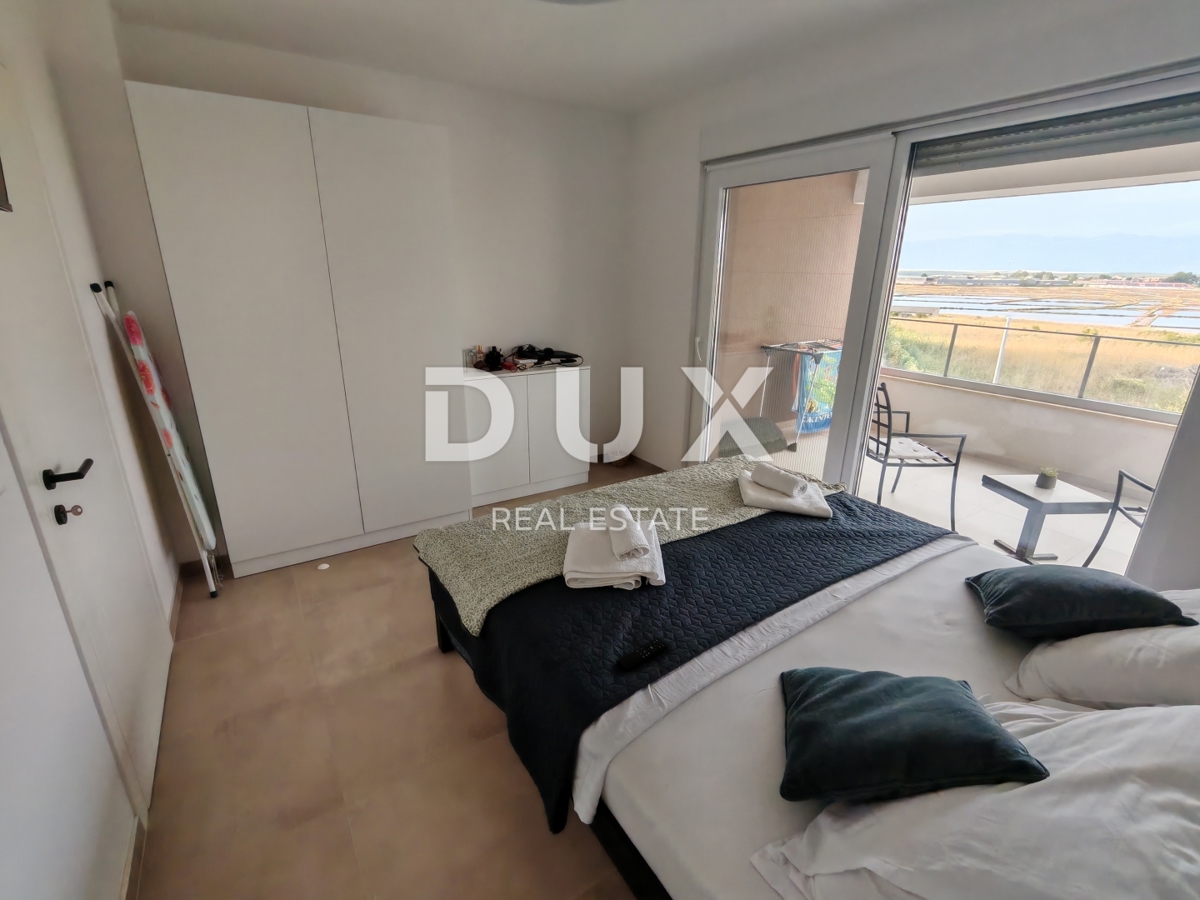 ZADAR, NIN - Moderna casa bifamiliare! Piscina, riscaldamento a pavimento, pompa di calore, vista mare...