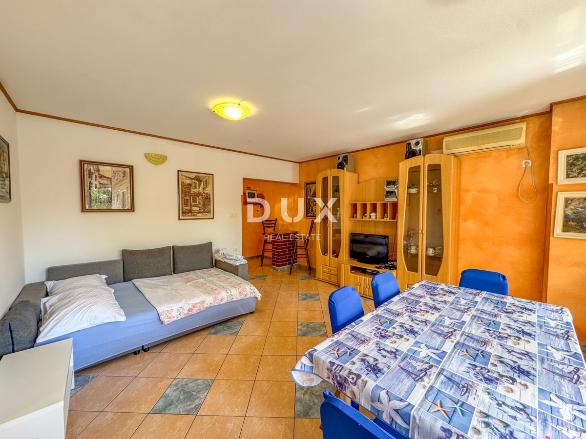 OPATIJA, MOŠĆENIČKA DRAGA - appartamento con terrazza al piano terra, a 4 minuti a piedi dalla spiaggia, GARAGE!