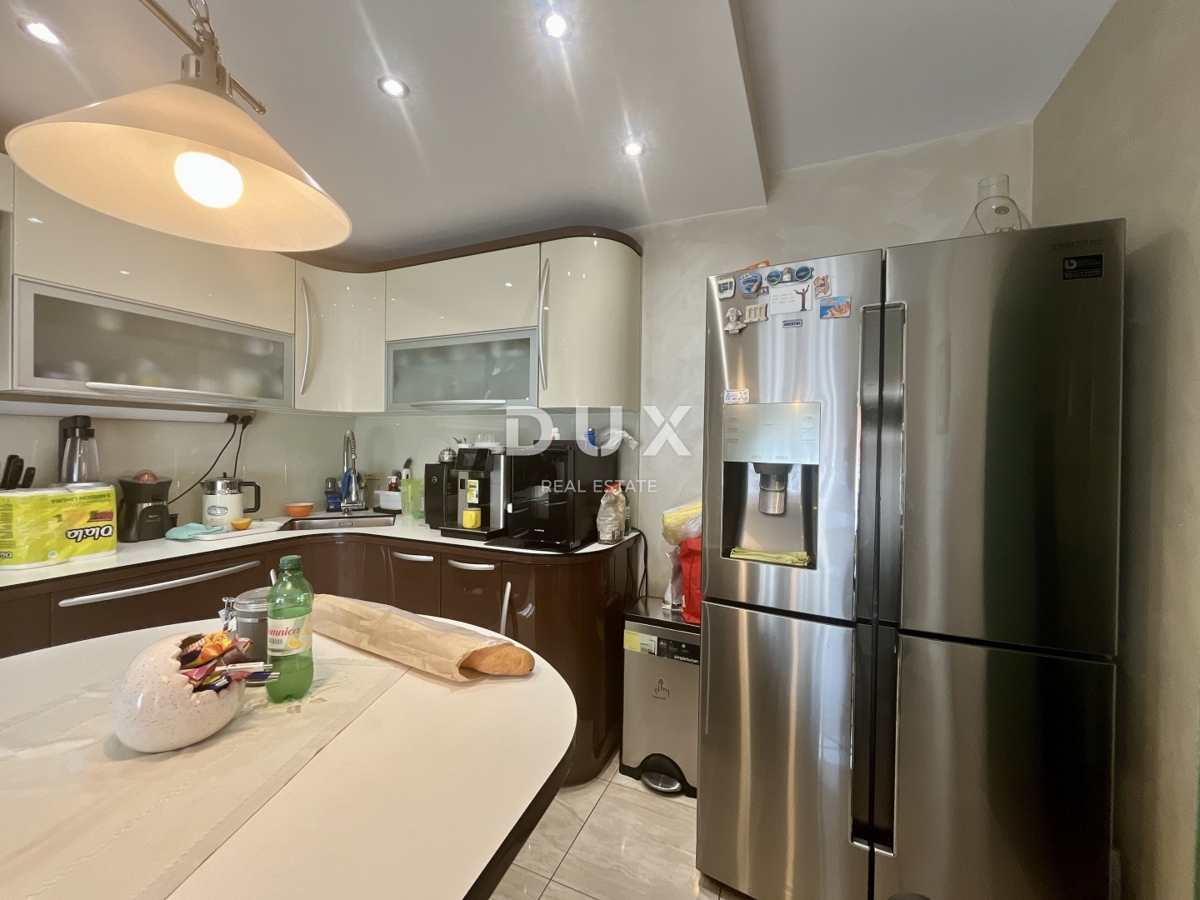 RIJEKA, G. ZAMET - Appartamento duplex con 4 camere da letto e vista panoramica