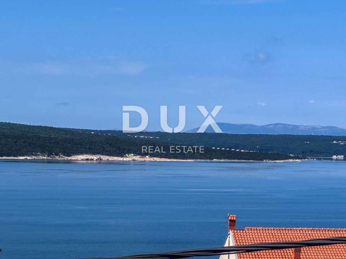 CRIKVENICA - Appartamento diviso in due appartamenti con una bellissima vista sul mare. GARAGE!