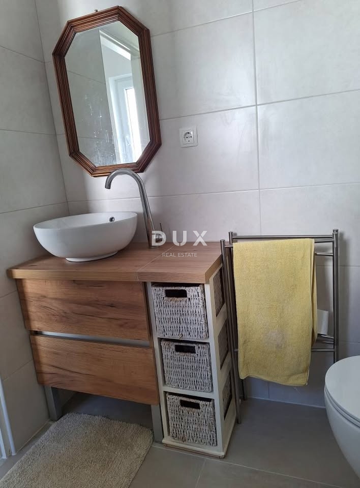 VRBOVSKO - casa decorata con un bellissimo giardino