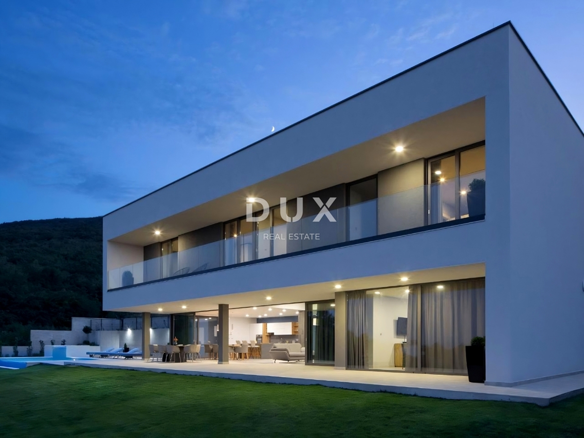 ISTRIA, RABAC - Villa moderna con vista panoramica sul mare