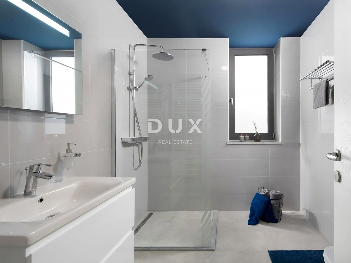 ISTRIA, RABAC - Villa moderna con vista panoramica sul mare