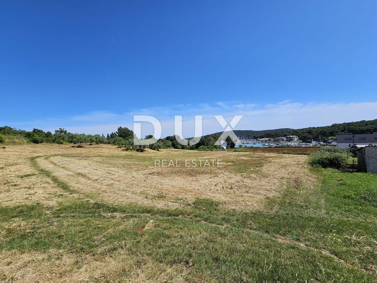 ISTRIA, POMER - Terreno edificabile con vista mare, perfetto per costruire una villa/casa/casa unifamiliare