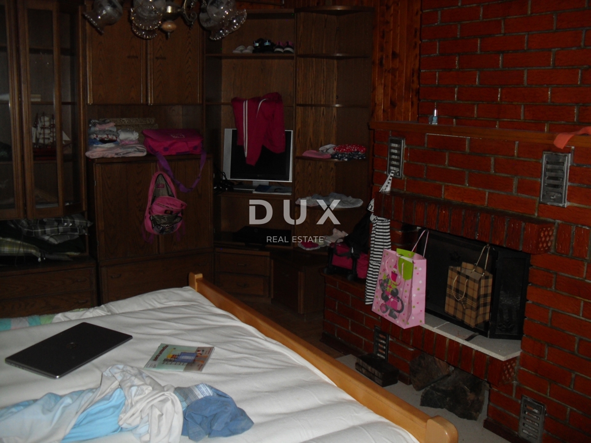 ISOLA DI KRK, BAIA DI SOLINE - Casa indipendente a 100 m dal mare