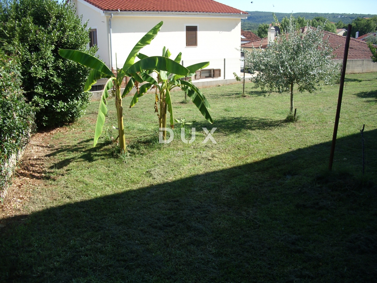 ISOLA DI KRK, BAIA DI SOLINE - Casa indipendente a 100 m dal mare