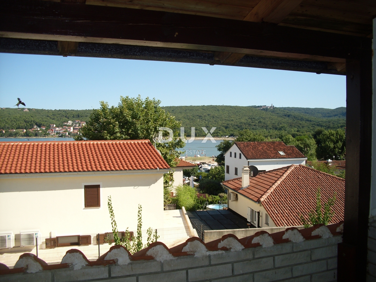 ISOLA DI KRK, BAIA DI SOLINE - Casa indipendente a 100 m dal mare