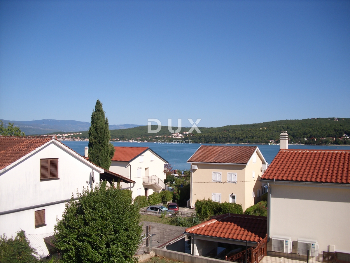 ISOLA DI KRK, BAIA DI SOLINE - Casa indipendente a 100 m dal mare