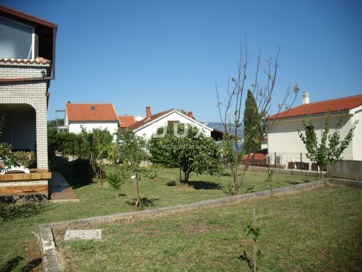 ISOLA DI KRK, BAIA DI SOLINE - Casa indipendente a 100 m dal mare