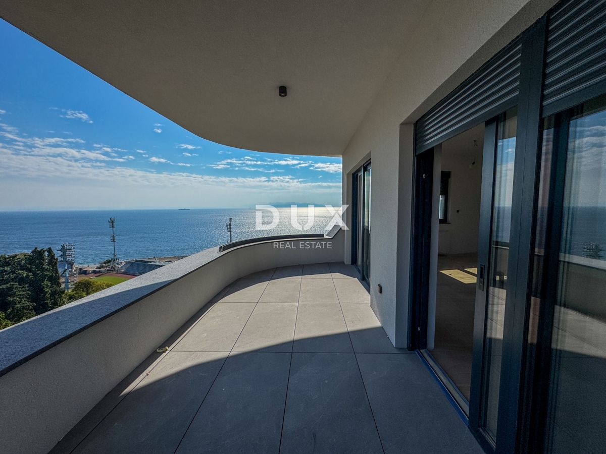 RIJEKA, KANTRIDA - Appartamento di 134 m2 in un lussuoso edificio di nuova costruzione a soli 250 metri dal mare con garage e vista panoramica sul mare