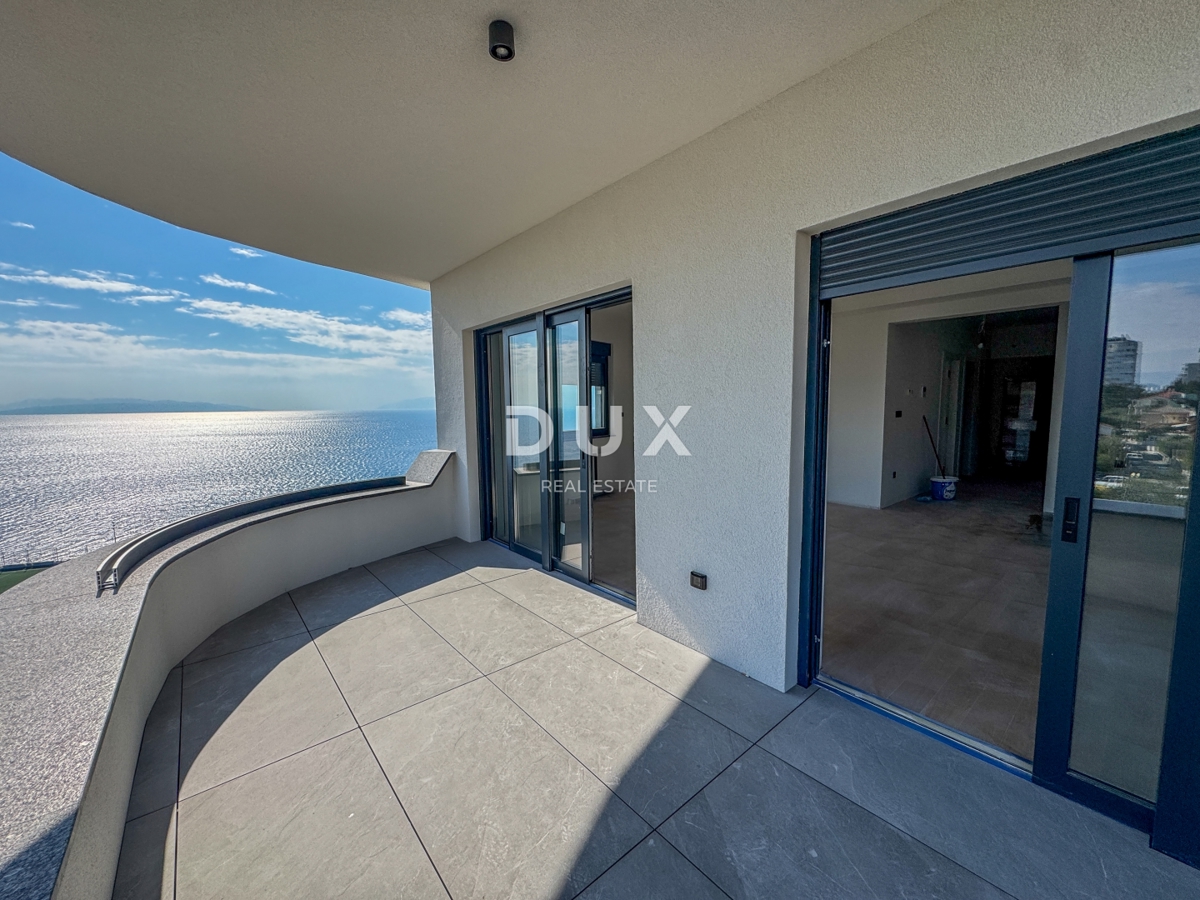 RIJEKA, KANTRIDA - Appartamento di 134 m2 in un lussuoso edificio di nuova costruzione a soli 250 metri dal mare con garage e vista panoramica sul mare