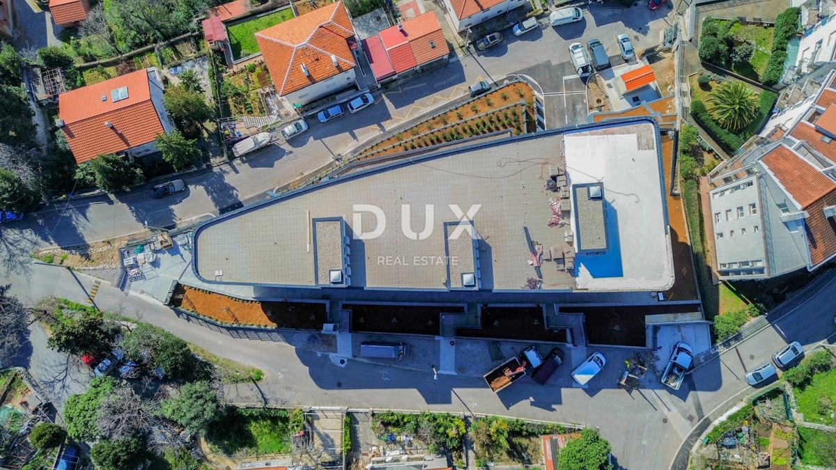 RIJEKA, KANTRIDA - Appartamento di 134 m2 in un lussuoso edificio di nuova costruzione a soli 250 metri dal mare con garage e vista panoramica sul mare
