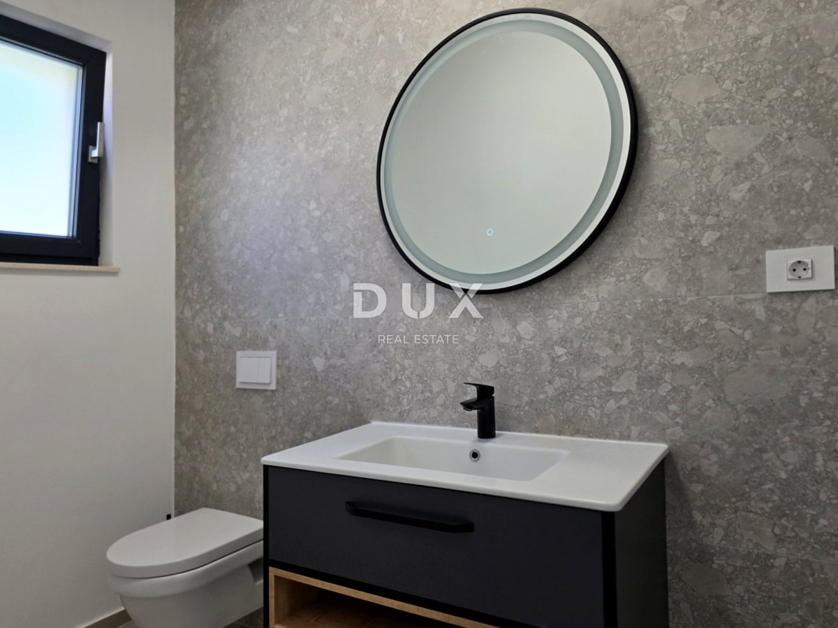 ISTRIA, ŽMINJ - Casa dal design moderno con piscina