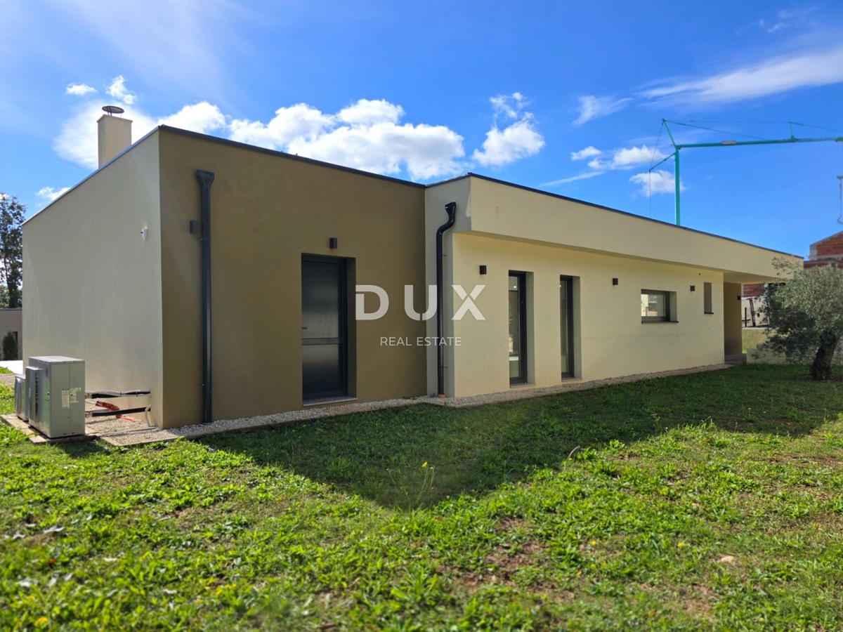 ISTRIA, ŽMINJ - Casa dal design moderno con piscina