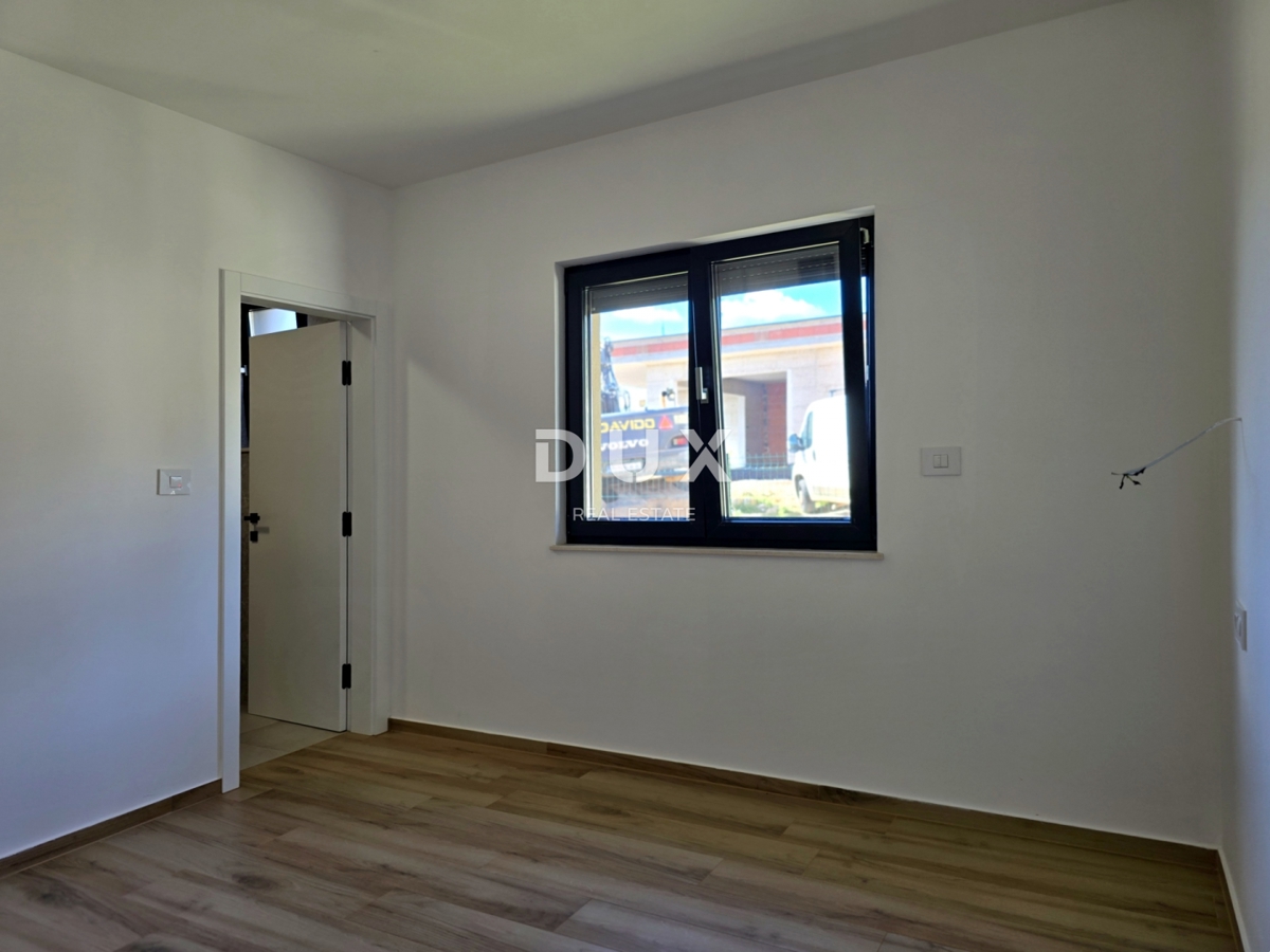 ISTRIA, ŽMINJ - Casa dal design moderno con piscina