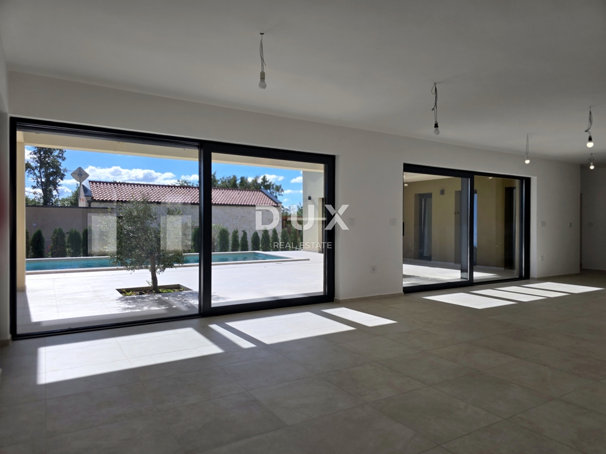 ISTRIA, ŽMINJ - Casa dal design moderno con piscina