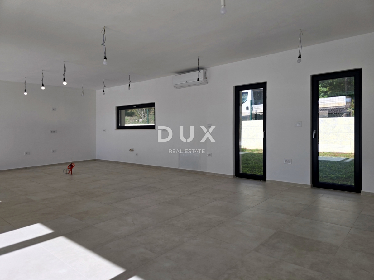 ISTRIA, ŽMINJ - Casa dal design moderno con piscina