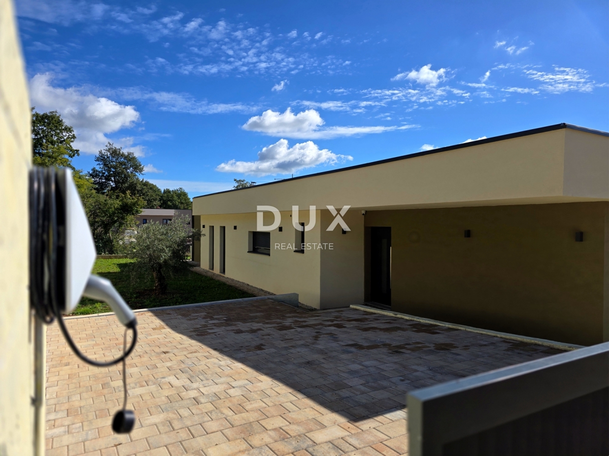 ISTRIA, ŽMINJ - Casa dal design moderno con piscina