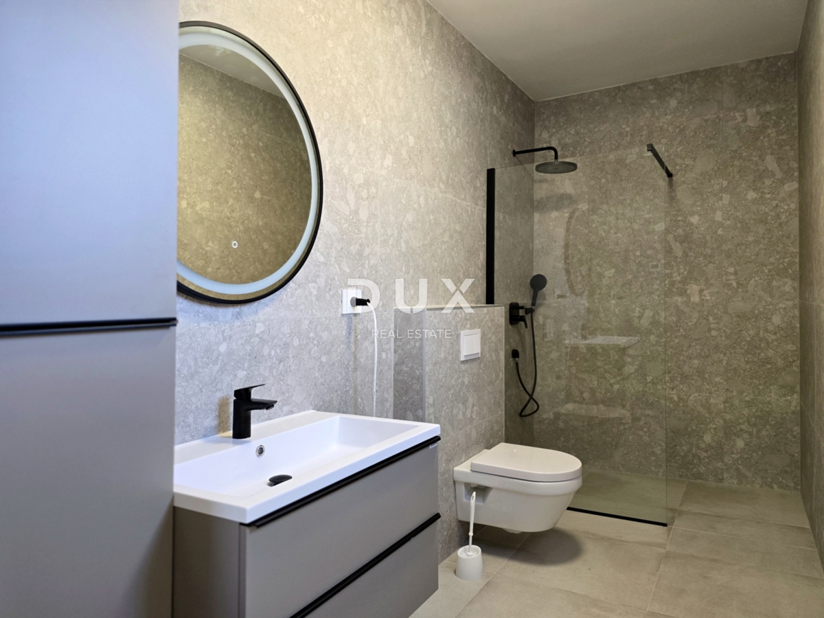 ISTRIA, ŽMINJ - Casa dal design moderno con piscina