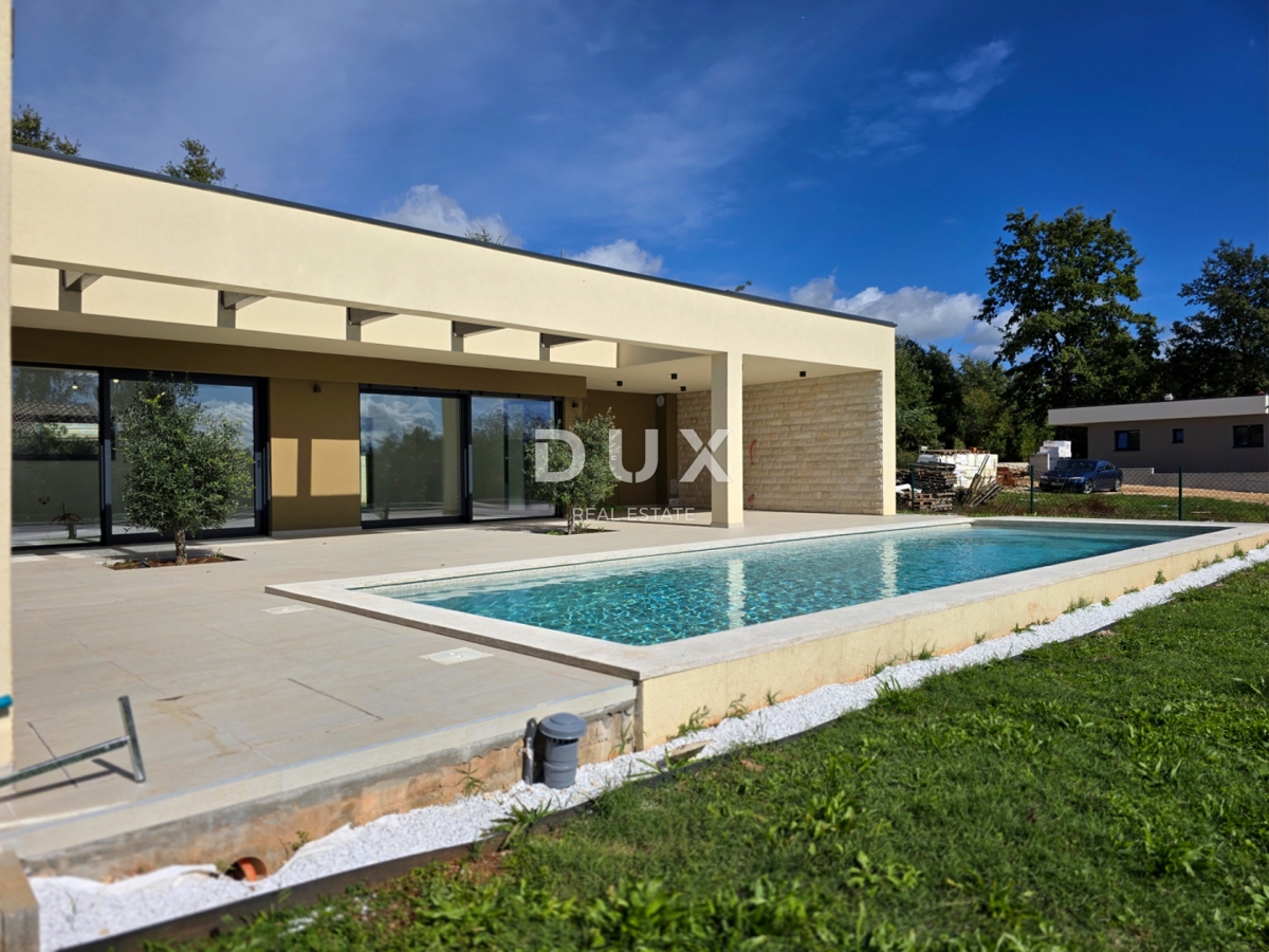 ISTRIA, ŽMINJ - Casa dal design moderno con piscina