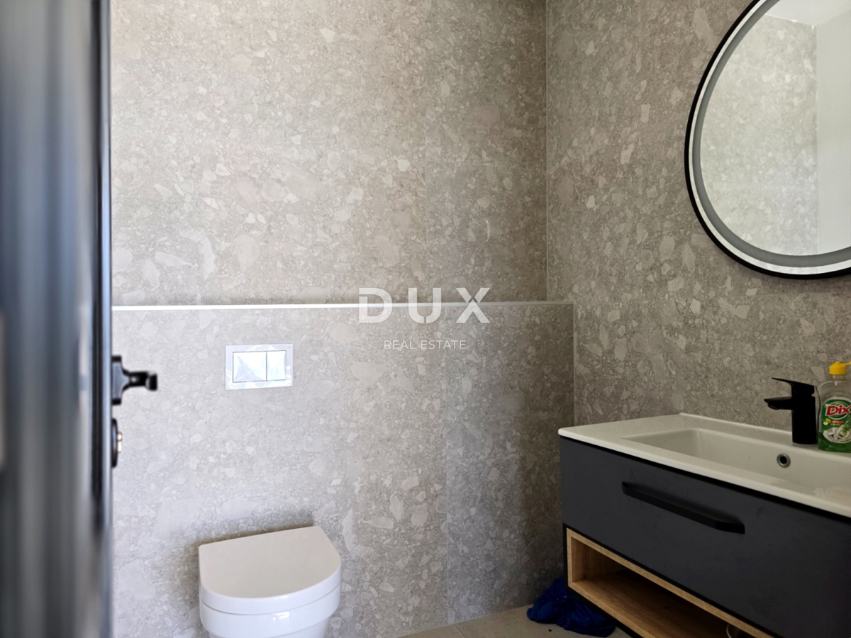 ISTRIA, ŽMINJ - Casa dal design moderno con piscina