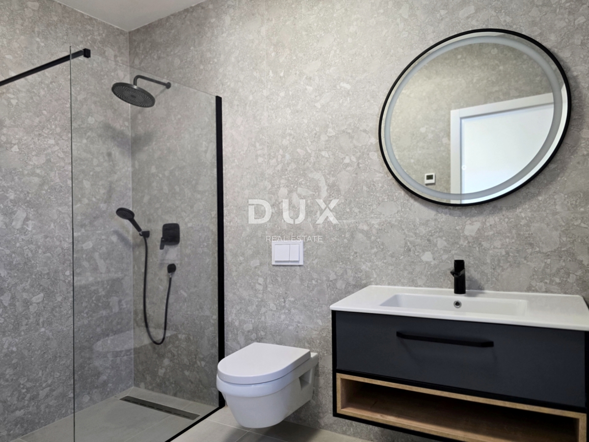 ISTRIA, ŽMINJ - Casa dal design moderno con piscina