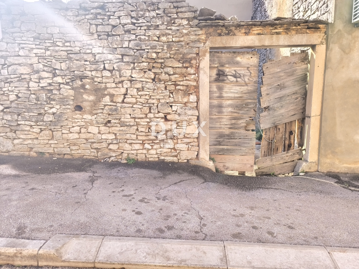 ISTRIA, VODNJAN - Casa da ristrutturare completamente