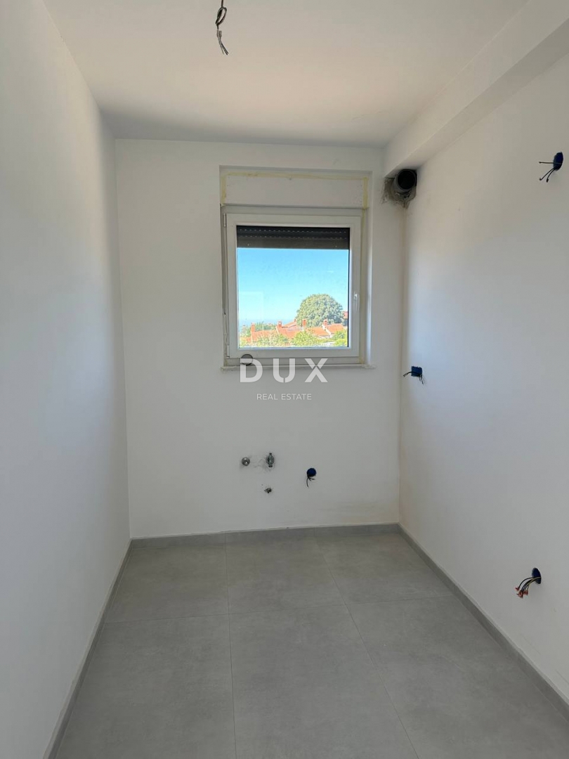 ISTRIA, PARENZO - Appartamento al piano terra di un nuovo edificio con giardino