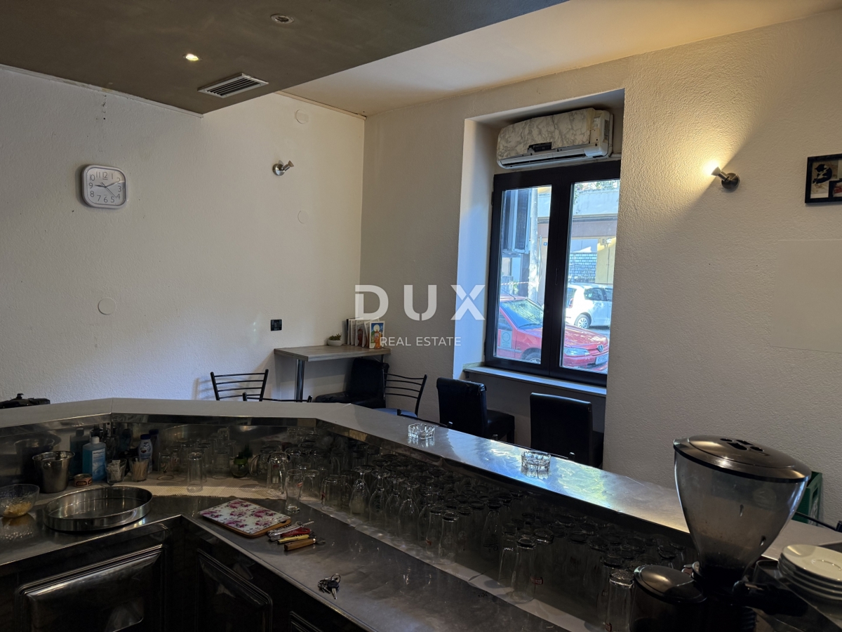 RIJEKA, KANTRIDA - locali commerciali in una zona trafficata