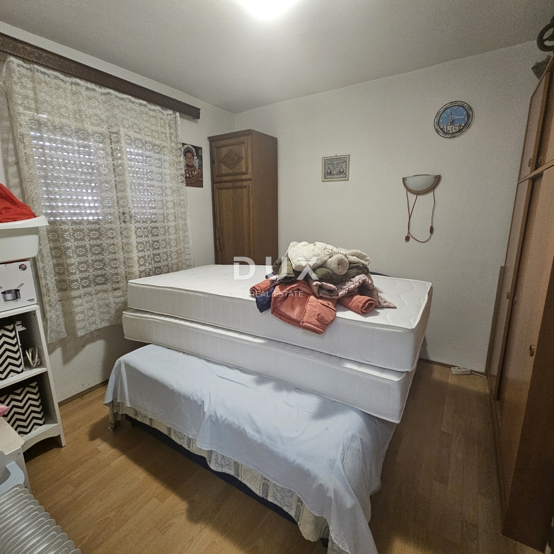 RIJEKA, ZAMET - Appartamento con 2 camere da letto + soggiorno in una casa privata, terrazza, vista mare, SOLO CON NOI!