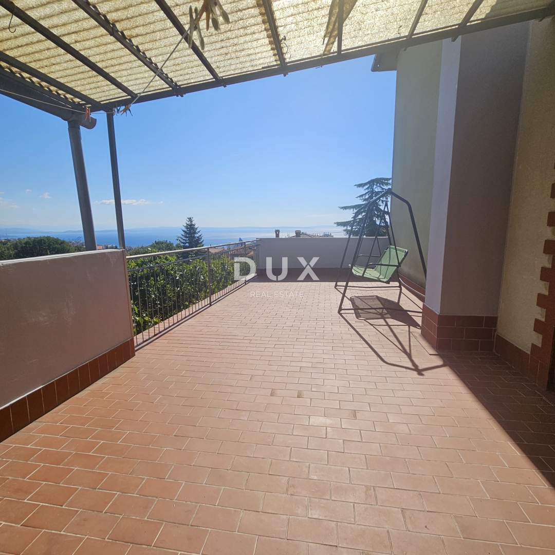 RIJEKA, ZAMET - Appartamento con 2 camere da letto + soggiorno in una casa privata, terrazza, vista mare, SOLO CON NOI!