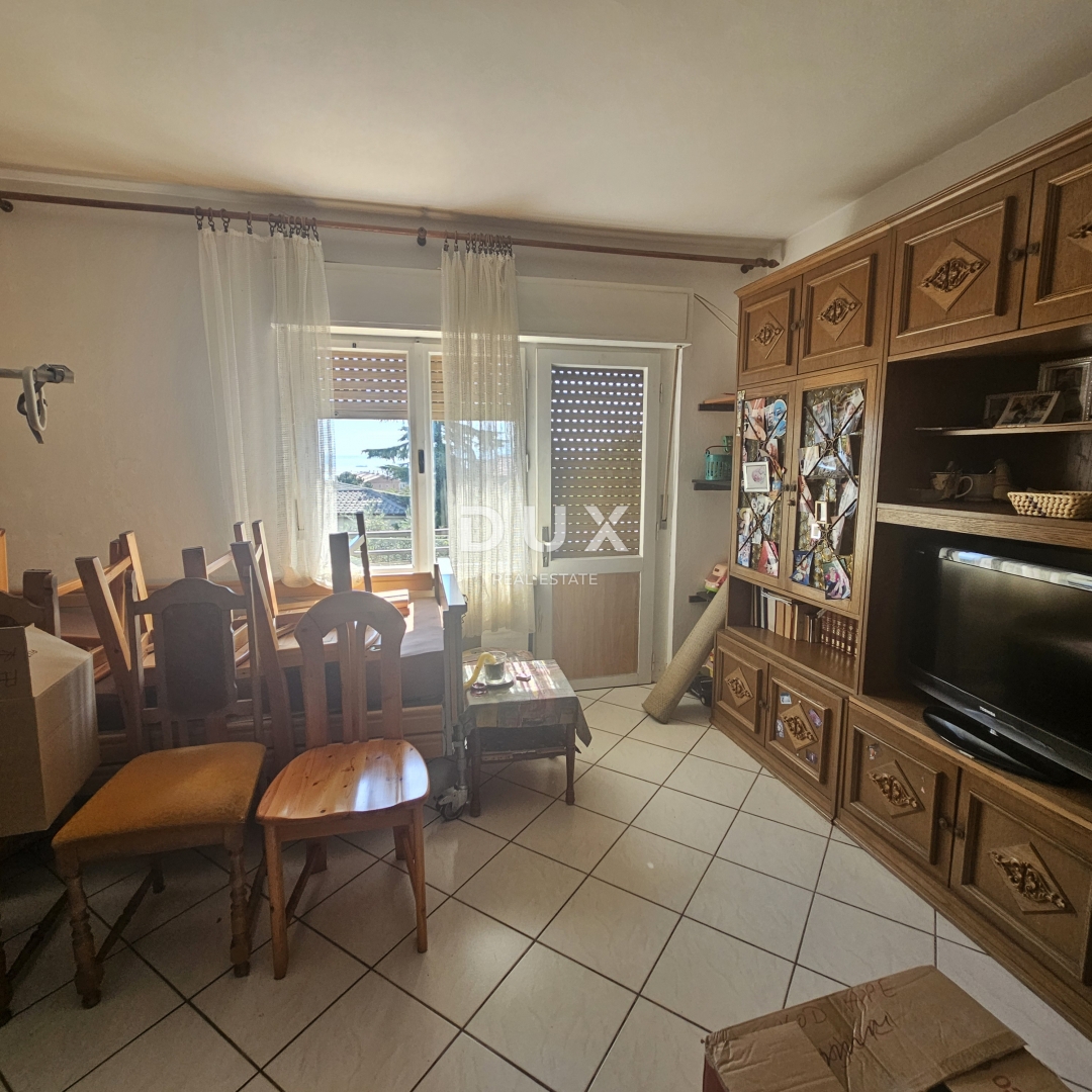 RIJEKA, ZAMET - Appartamento con 2 camere da letto + soggiorno in una casa privata, terrazza, vista mare, SOLO CON NOI!