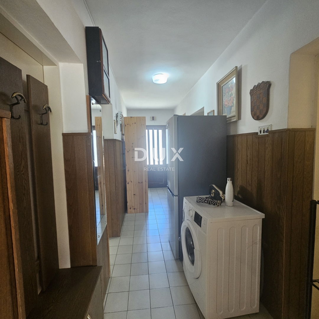 RIJEKA, ZAMET - Appartamento con 2 camere da letto + soggiorno in una casa privata, terrazza, vista mare, SOLO CON NOI!