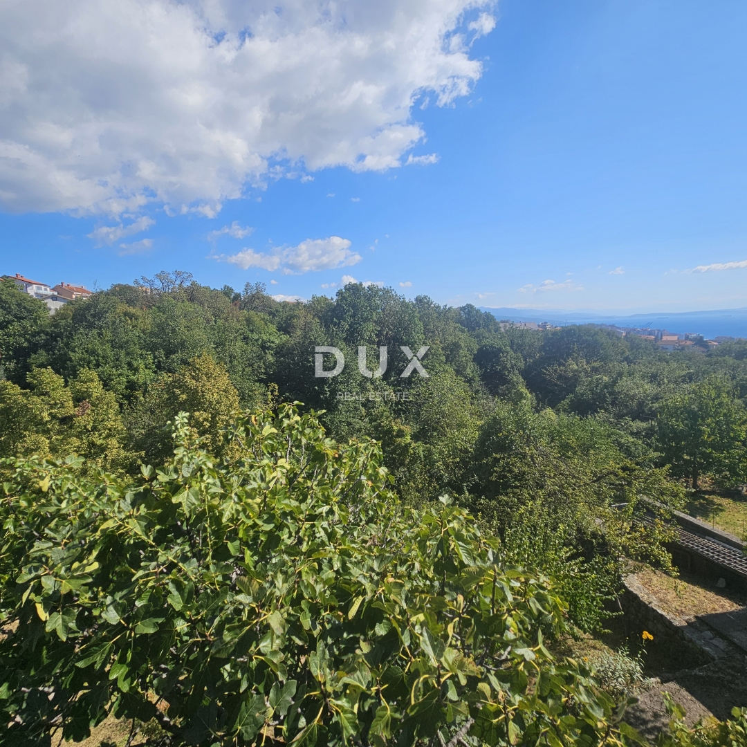 RIJEKA, ZAMET - Appartamento con 2 camere da letto + soggiorno in una casa privata, terrazza, vista mare, SOLO CON NOI!