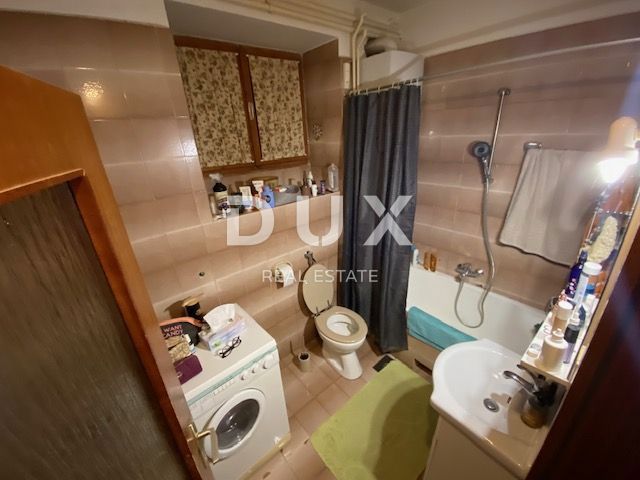 RIJEKA, TRSAT, CENTRO - appartamento 103 m2 al piano terra + GARAGE 25 m2 + giardino nel centro di Trsat! OCCASIONE!