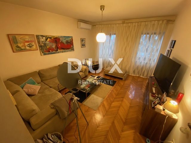 RIJEKA, TRSAT, CENTRO - appartamento 103 m2 al piano terra + GARAGE 25 m2 + giardino nel centro di Trsat! OCCASIONE!