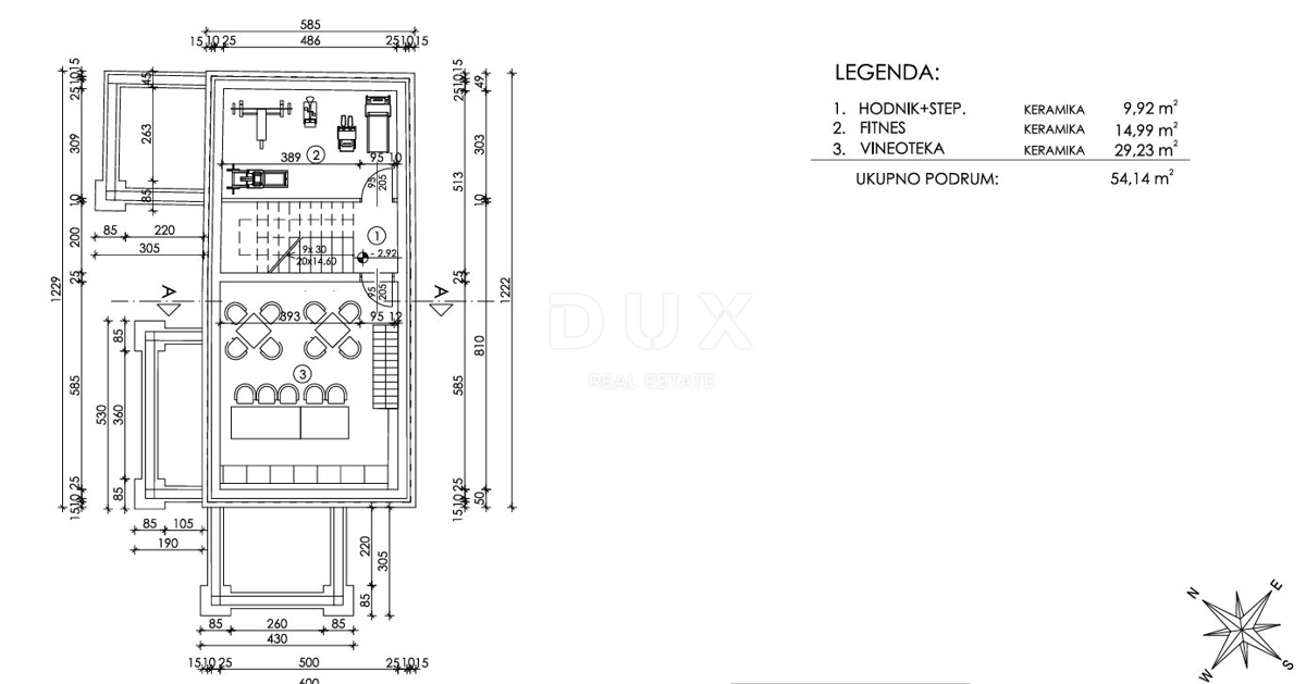 ISTRIA, MOMIANO – DUE OGGETTI IN PIETRA CON UN PROGETTO