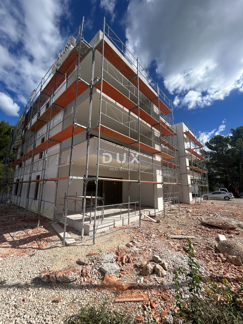 ŠIBENIK, SRIMA - Lussuoso appartamento in un nuovo edificio, a 300 m dal mare e dalla spiaggia