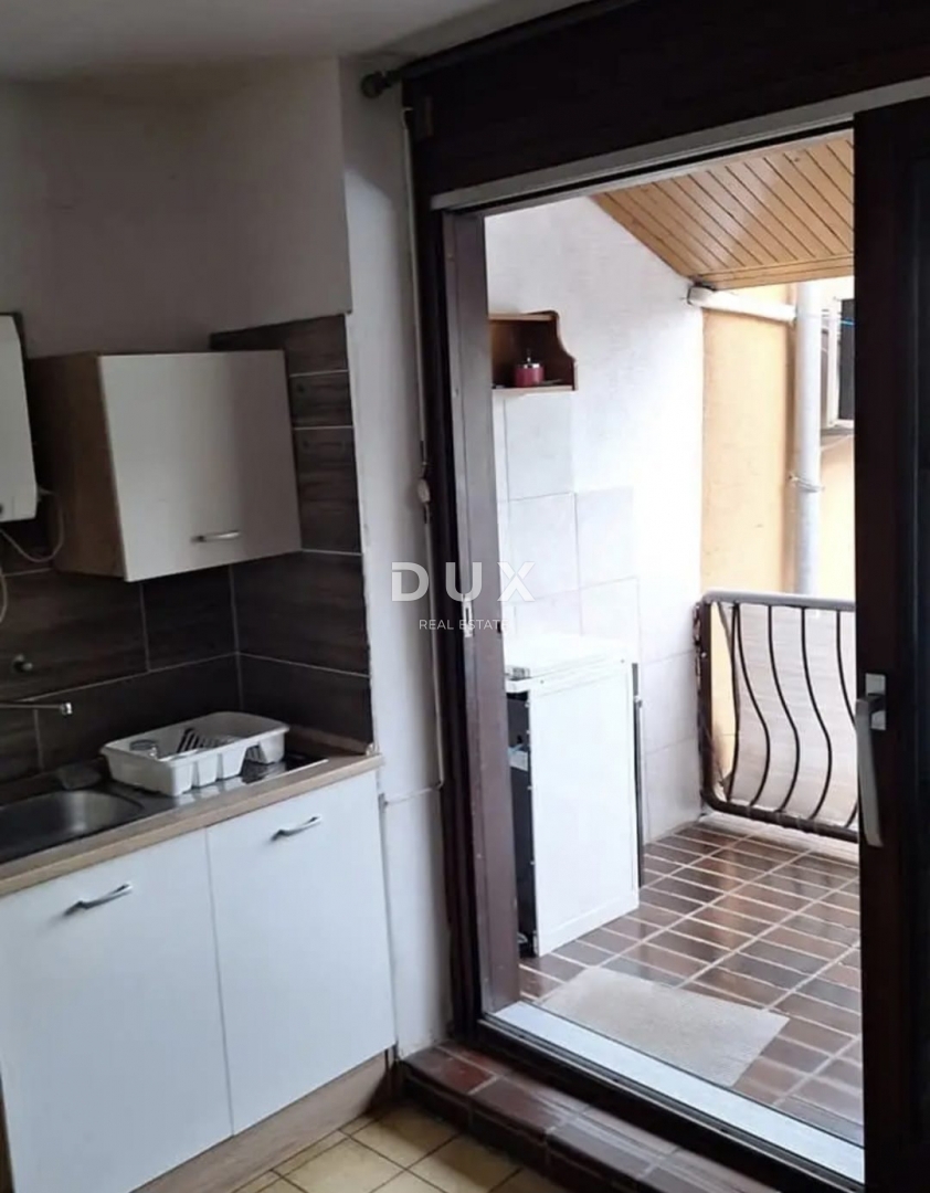 ISTRIA, DUGA UVALA - Appartamento con terrazza e vista mare