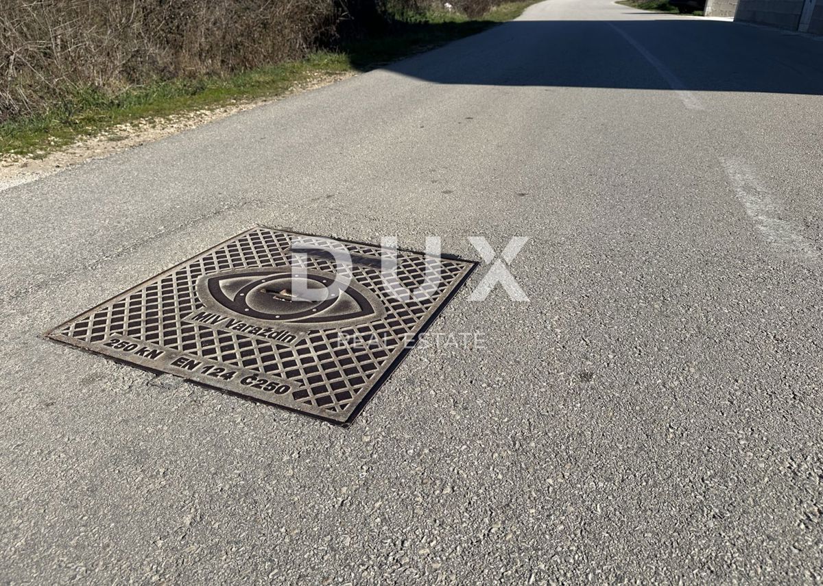 ZEMUNIK DONJI - Terreno edificabile 801m²!