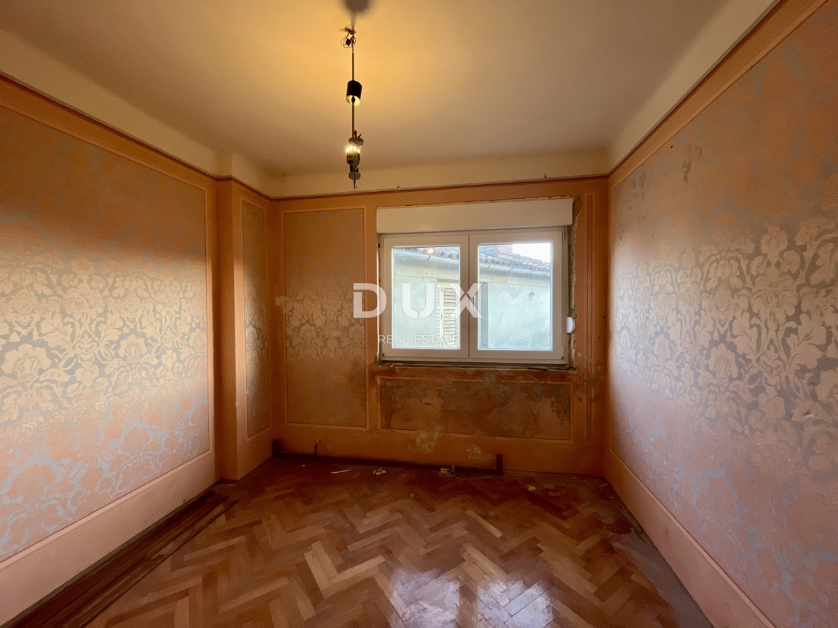 MATULJI - Casa con potenziale!